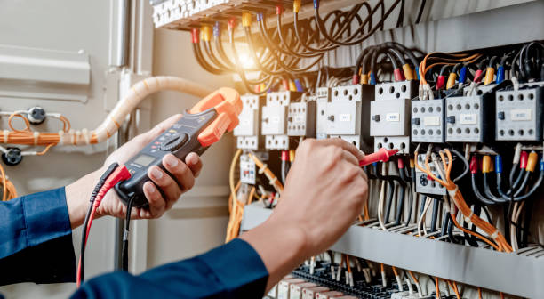 Best Local Electrician Companies  in Armada, MI